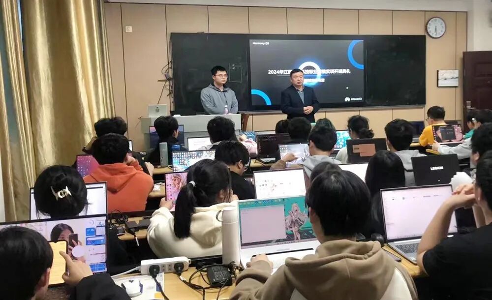 2005855275711893504.jpg 26168355e44cd9572dcf464c84632c9c_1765436196819.jpg